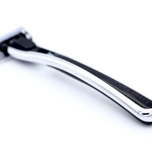 5 Blade Razor - V-Blade by Pure Shave